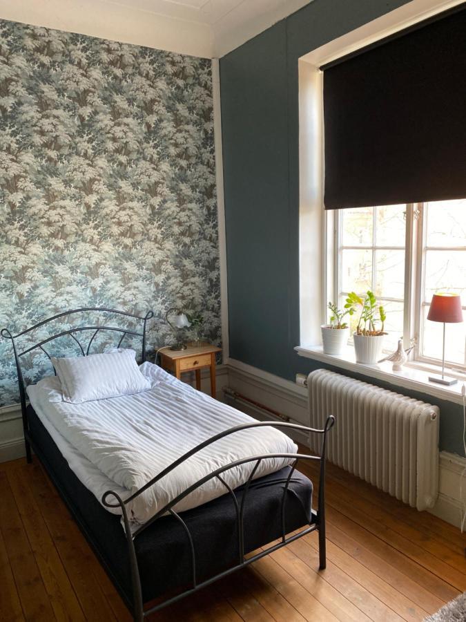 Ting1903 Bed & Breakfast Avesta Exterior foto